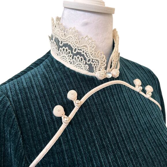 SOLD SOLD SOLD Romantic Vintage Lace High Neck Rosette SMALL Elegant Embellished - Picture 2 of 10